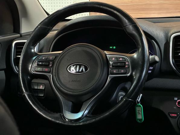 Kia Sportage IV с пробегом 2018 года, цена 2 190 000 рублей, 111231 км, внедорожник, Автокод Объявления