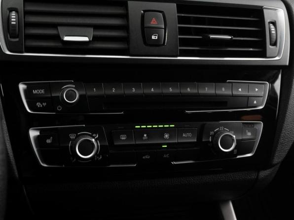 BMW 1 серии II (F20/F21) Рестайлинг 2 с пробегом 2017 года, цена 2 089 000 рублей, 89448 км, хэтчбек, Автокод Объявления