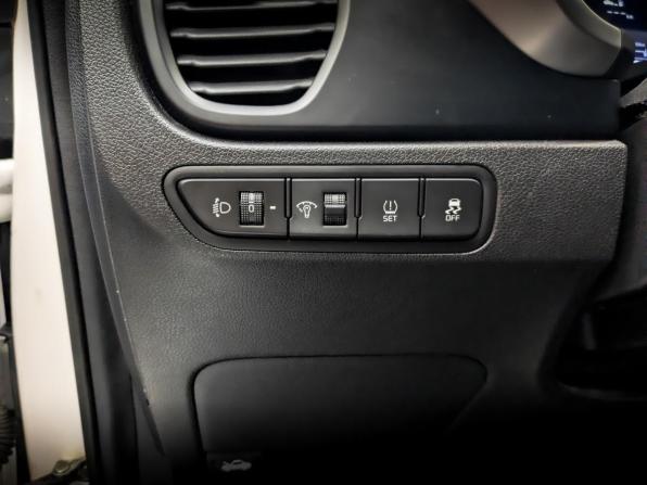 Kia Rio IV Рестайлинг с пробегом 2021 года, цена 1 390 000 рублей, 97751 км, седан, Автокод Объявления