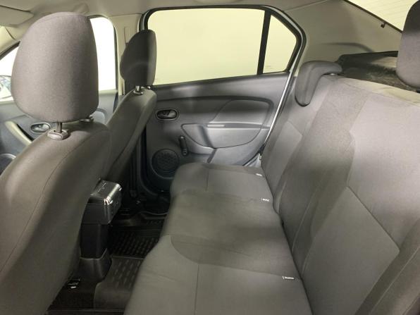 Renault Logan II Рестайлинг с пробегом 2021 года, цена 918 000 рублей, 120085 км, седан, Автокод Объявления