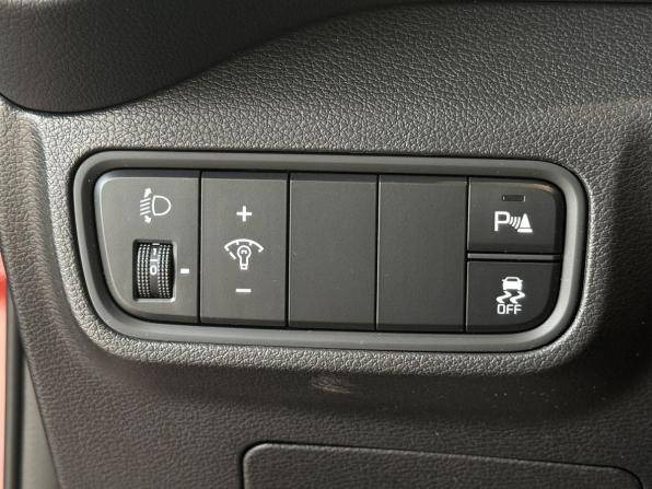 Kia Soul III с пробегом 2021 года, цена 2 190 000 рублей, 27000 км, хэтчбек, Автокод Объявления