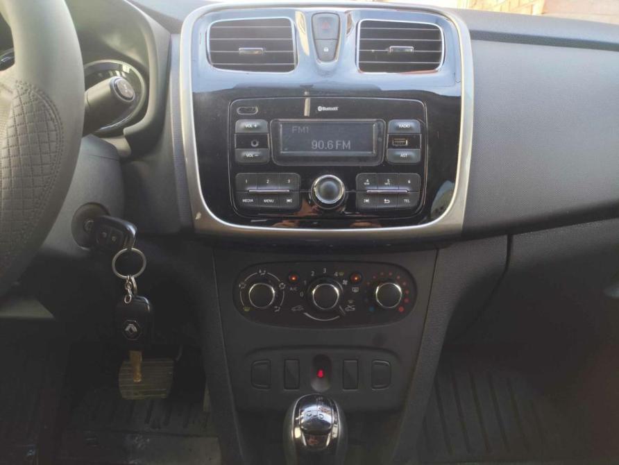 Renault Logan II Санкт-Петербург  - изображение 16