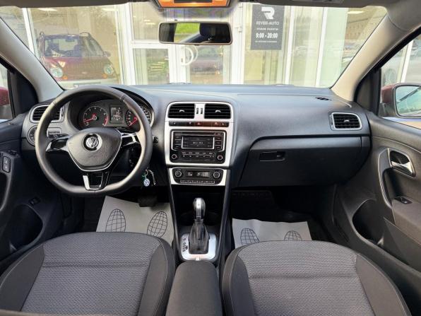 Volkswagen Polo V с пробегом 2015 года, цена 750 000 рублей, 248950 км, седан, Автокод Объявления