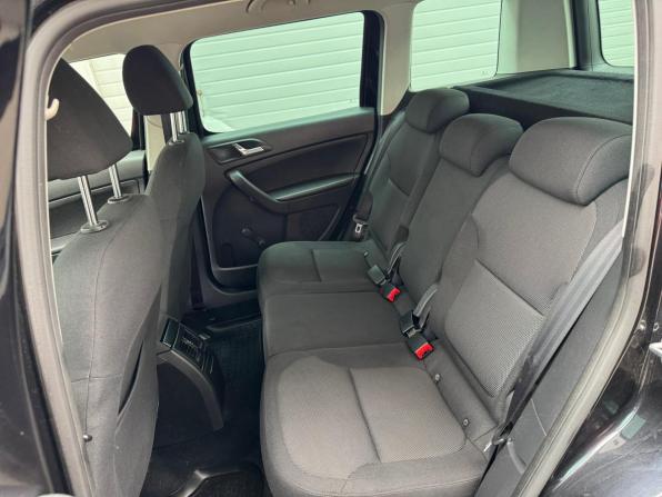 Skoda Yeti I Рестайлинг с пробегом 2015 года, цена 1 129 000 рублей, 187261 км, внедорожник, Автокод Объявления
