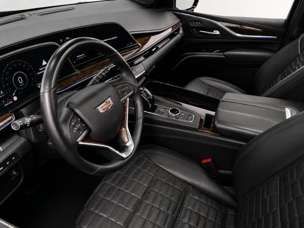 Cadillac Escalade V с пробегом 2023 года, цена 12 995 000 рублей, 87189 км, внедорожник, Автокод Объявления