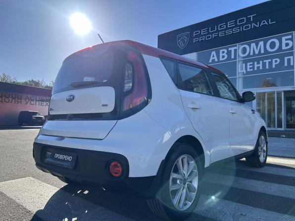 Kia Soul II Рестайлинг с пробегом 2017 года, цена 1 550 000 рублей, 123437 км, хэтчбек, Автокод Объявления