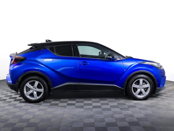 Toyota C-HR I с пробегом 2018 года, цена 2 590 000 рублей, 63830 км, внедорожник, Автокод Объявления