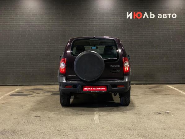 Chevrolet Niva I Рестайлинг с пробегом 2018 года, цена 770 000 рублей, 89469 км, внедорожник, Автокод Объявления