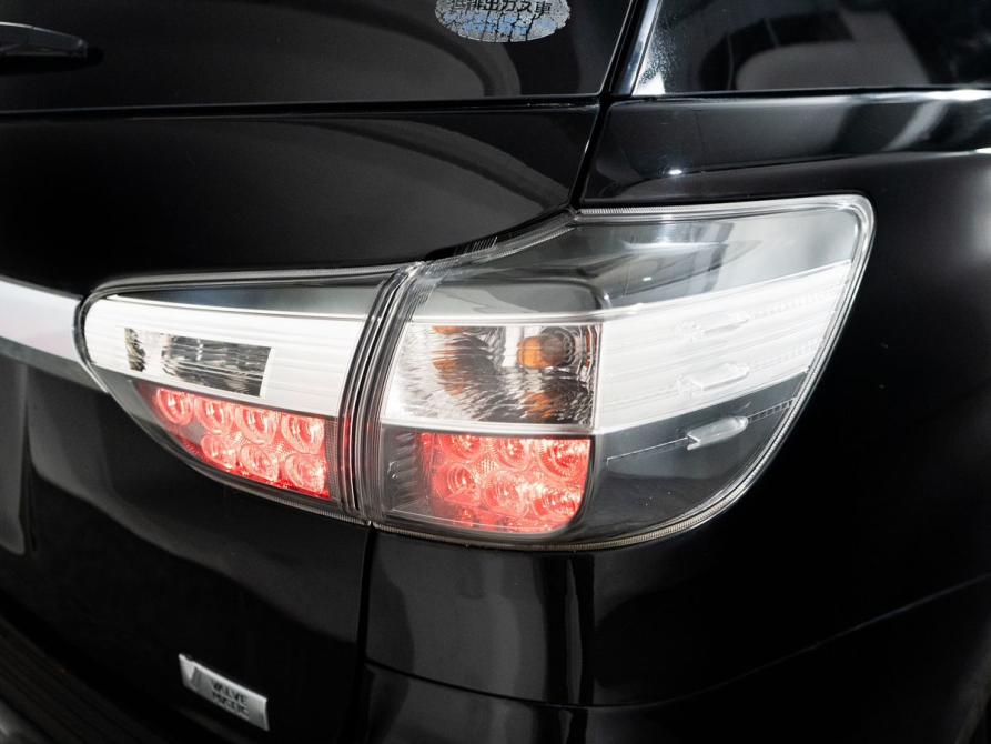 Toyota Wish II Рестайлинг Иркутск  - изображение 19