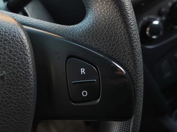 Renault Sandero II с пробегом 2015 года, цена 855 000 рублей, 90000 км, хэтчбек, Автокод Объявления