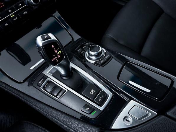 BMW 5 серии VI (F10/F11/F07) Рестайлинг с пробегом 2013 года, цена 1 800 000 рублей, 169045 км, седан, Автокод Объявления