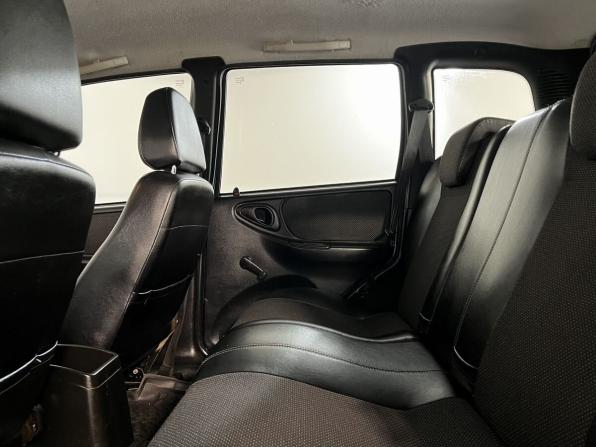 Chevrolet Niva I Рестайлинг с пробегом 2013 года, цена 369 900 рублей, 150000 км, внедорожник, Автокод Объявления