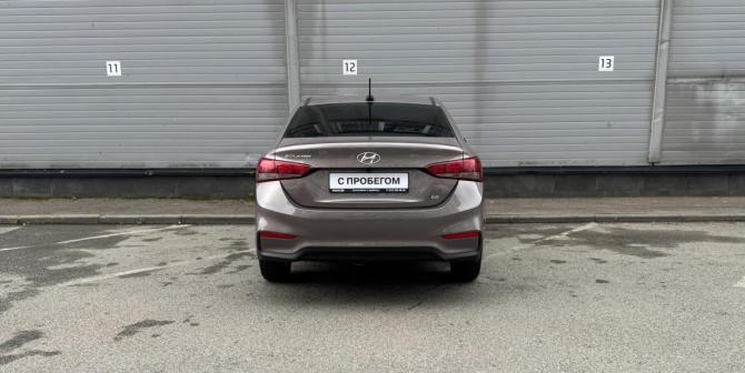 Hyundai Solaris II с пробегом 2019 года, цена 1 099 000 рублей, 163090 км, седан, Автокод Объявления