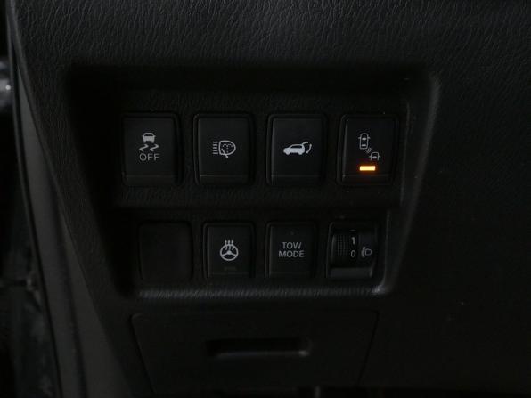 Nissan Pathfinder IV с пробегом 2016 года, цена 1 690 000 рублей, 160586 км, внедорожник, Автокод Объявления