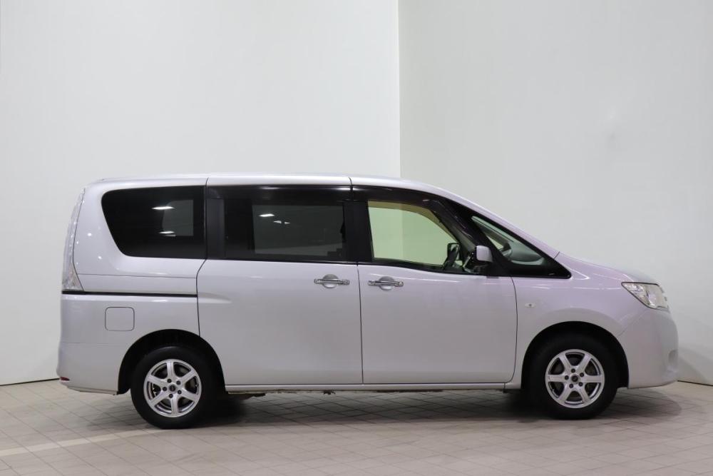 Nissan Serena IV (C26) Иркутск  - изображение 5