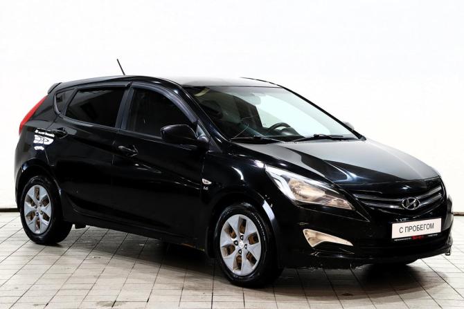 Hyundai Solaris I Рестайлинг с пробегом 2015 года, цена 798 000 рублей, 198000 км, хэтчбек, Автокод Объявления