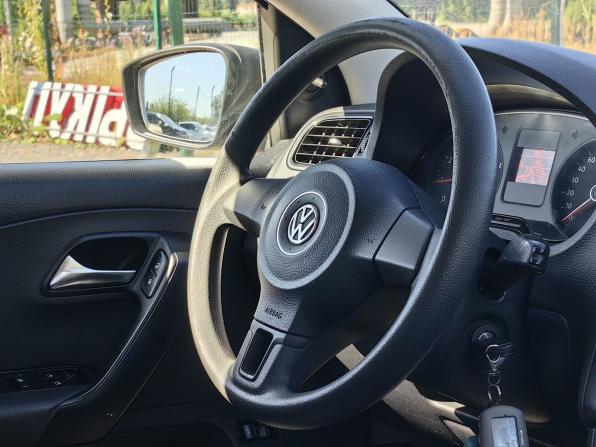 Volkswagen Polo V с пробегом 2013 года, цена 529 000 рублей, 236000 км, седан, Автокод Объявления