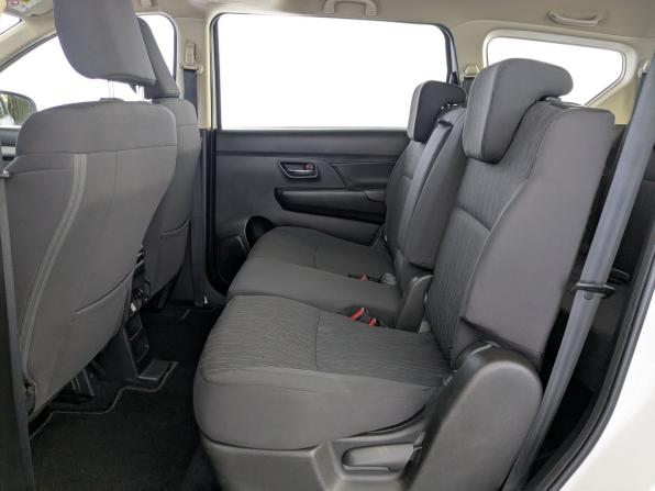 Suzuki Ertiga II Рестайлинг с пробегом 2023 года, цена 2 050 000 рублей, 46766 км, компактвэн, Автокод Объявления