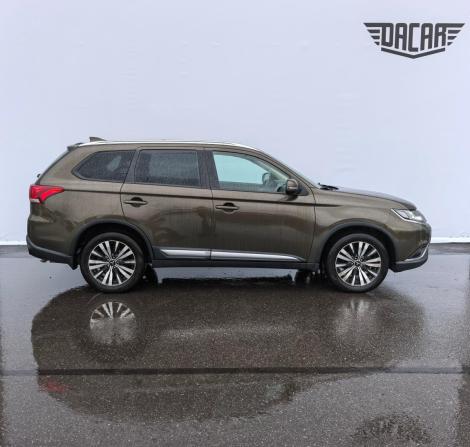 Mitsubishi Outlander III Рестайлинг 3 с пробегом 2019 года, цена 2 100 000 рублей, 120000 км, внедорожник, Автокод Объявления