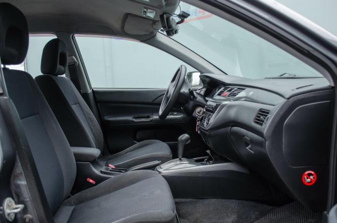 Mitsubishi Lancer IX Рестайлинг с пробегом 2007 года, цена 350 000 рублей, 217000 км, седан, Автокод Объявления