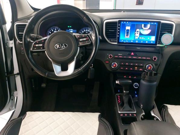 Kia Sportage IV Рестайлинг с пробегом 2018 года, цена 1 900 000 рублей, 116802 км, внедорожник, Автокод Объявления