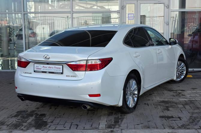 Lexus ES VI с пробегом 2013 года, цена 1 699 000 рублей, 202000 км, седан, Автокод Объявления
