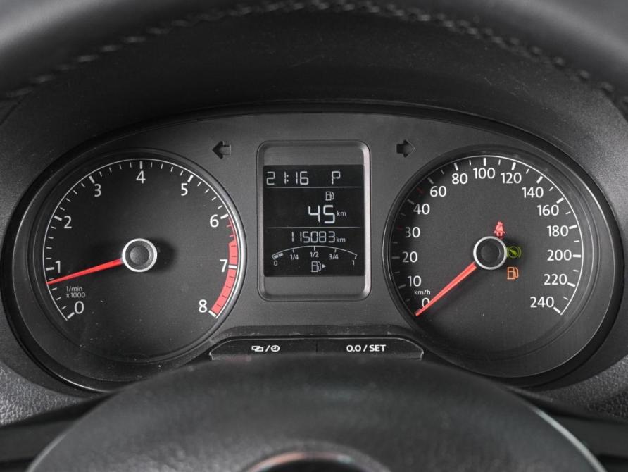 Volkswagen Polo V Рестайлинг Ростов-на-Дону  - изображение 16
