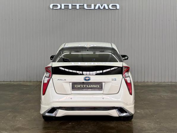 Toyota Prius IV (XW50) с пробегом 2017 года, цена 1 497 000 рублей, 107380 км, лифтбек, Автокод Объявления