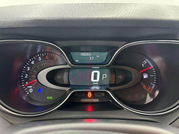 Renault Kaptur I с пробегом 2017 года, цена 1 380 000 рублей, 198061 км, внедорожник, Автокод Объявления