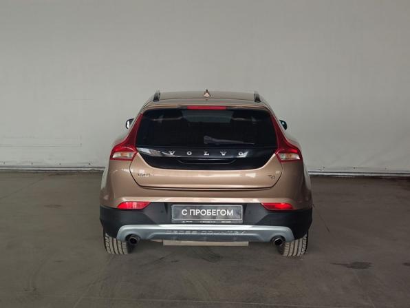 Volvo V40 II с пробегом 2013 года, цена 985 000 рублей, 287336 км, хэтчбек, Автокод Объявления