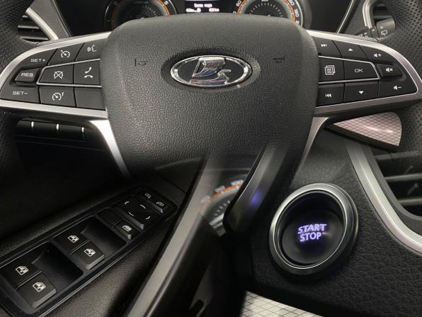 Lada (ВАЗ) Vesta I Рестайлинг (NG) с пробегом 2024 года, цена 1 330 000 рублей, 13056 км, универсал, Автокод Объявления