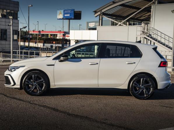 Volkswagen Golf VIII с пробегом 2022 года, цена 3 188 000 рублей, 48000 км, хэтчбек, Автокод Объявления