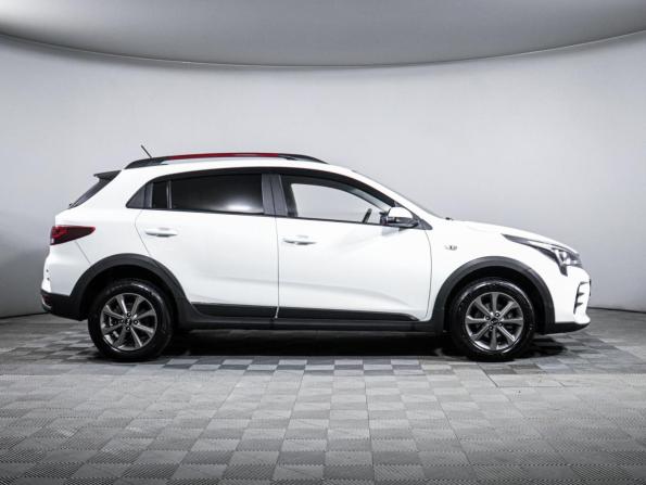 Kia Rio IV Рестайлинг с пробегом 2020 года, цена 1 560 000 рублей, 142700 км, хэтчбек, Автокод Объявления