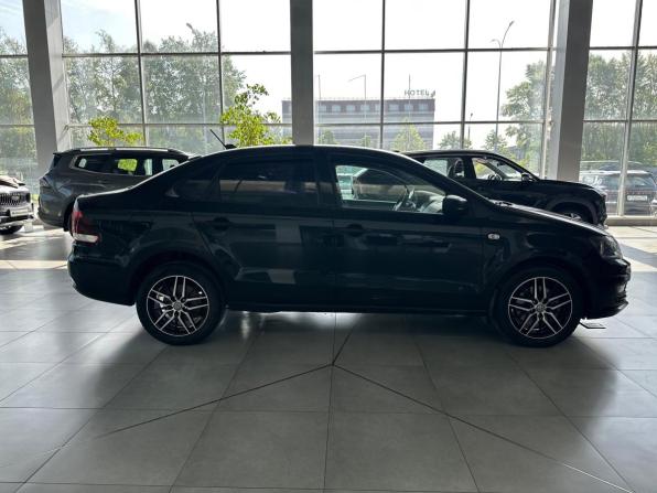 Volkswagen Polo V Рестайлинг с пробегом 2019 года, цена 1 045 000 рублей, 190000 км, седан, Автокод Объявления