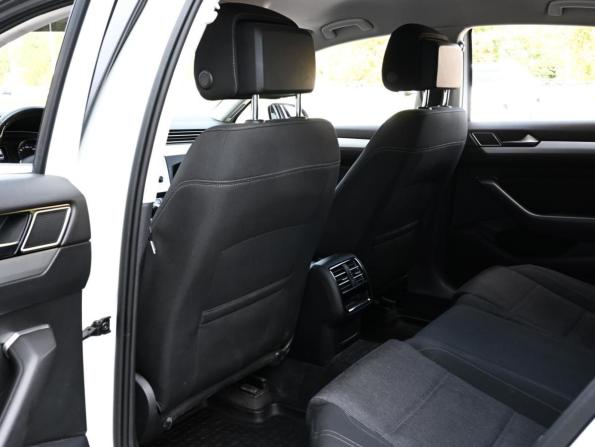 Volkswagen Passat B8 с пробегом 2016 года, цена 1 715 000 рублей, 207391 км, седан, Автокод Объявления
