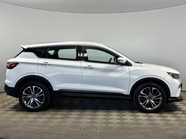 Geely Coolray I с пробегом 2023 года, цена 1 950 000 рублей, 32664 км, внедорожник, Автокод Объявления