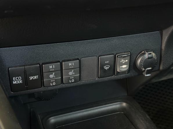 Toyota RAV4 III (XA30) Рестайлинг с пробегом 2013 года, цена 1 710 000 рублей, 269627 км, внедорожник, Автокод Объявления