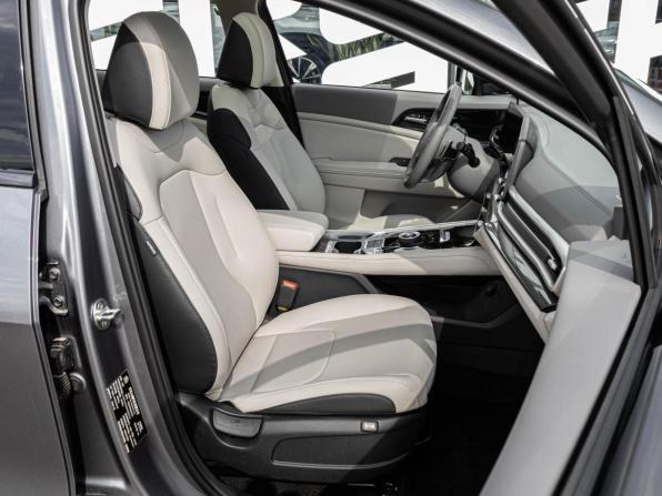 Kia Sportage V с пробегом 2025 года, цена 3 699 000 рублей, 228 км, внедорожник, Автокод Объявления