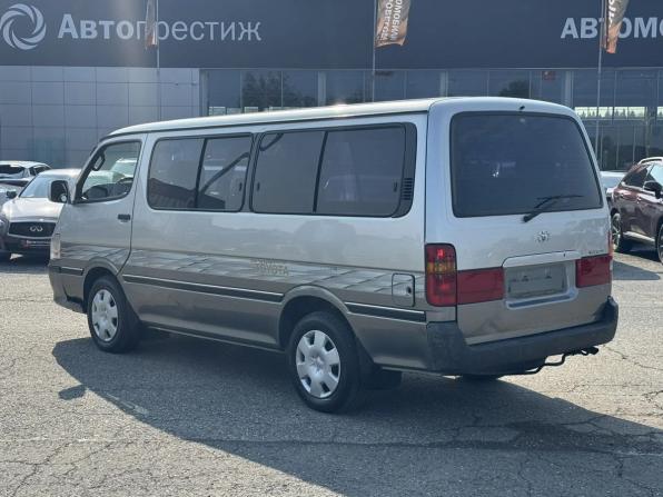 Toyota HiAce H100 с пробегом 2003 года, цена 1 250 000 рублей, 235445 км, минивэн, Автокод Объявления