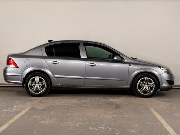Opel Astra H Рестайлинг с пробегом 2008 года, цена 399 000 рублей, 238577 км, седан, Автокод Объявления