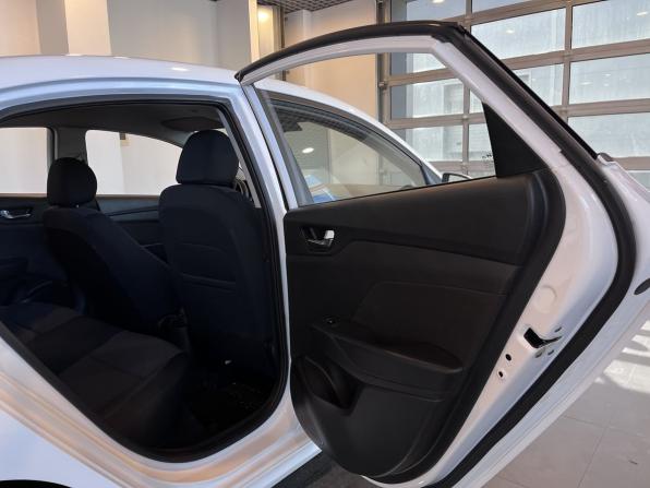 Hyundai Solaris II Рестайлинг с пробегом 2022 года, цена 1 459 400 рублей, 112591 км, седан, Автокод Объявления