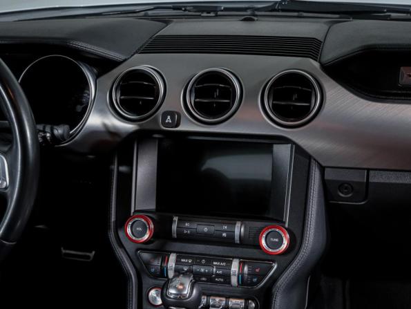 Ford Mustang VI Рестайлинг с пробегом 2021 года, цена 6 370 650 рублей, 49369 км, кабриолет, Автокод Объявления
