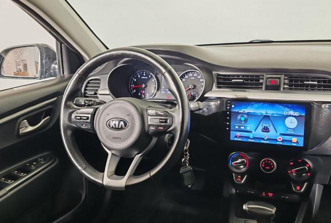 Kia Rio IV с пробегом 2018 года, цена 1 395 000 рублей, 99351 км, седан, Автокод Объявления