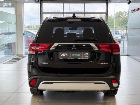 Mitsubishi Outlander III Рестайлинг 3 с пробегом 2019 года, цена 1 950 000 рублей, 122538 км, внедорожник, Автокод Объявления