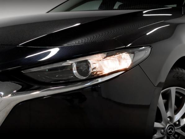 Mazda 3 III (BM) Рестайлинг с пробегом 2019 года, цена 1 800 000 рублей, 67444 км, седан, Автокод Объявления