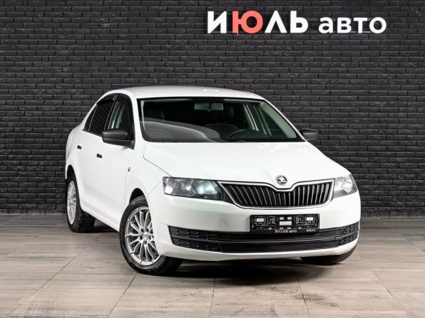 Skoda Rapid I с пробегом 2017 года, цена 850 000 рублей, 242149 км, лифтбек, Автокод Объявления