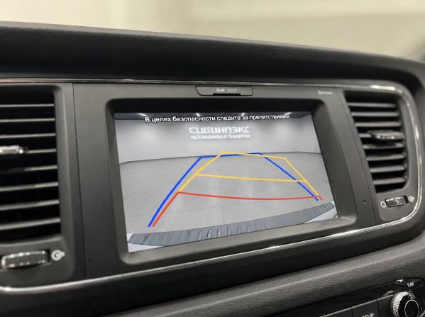 Kia Carnival III с пробегом 2020 года, цена 2 685 000 рублей, 89145 км, минивэн, Автокод Объявления