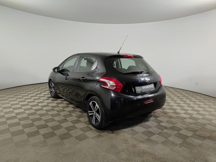 Peugeot 208 I Уфа  - изображение 8