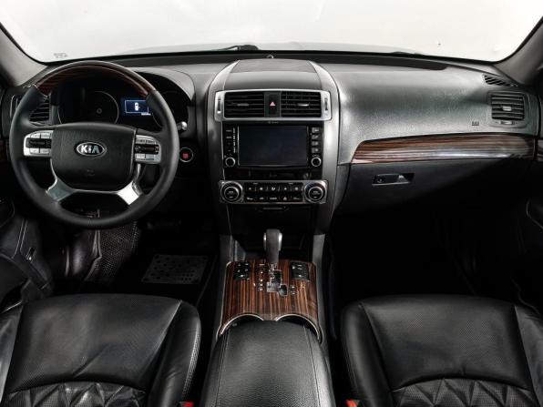 Kia Mohave I Рестайлинг с пробегом 2017 года, цена 2 147 980 рублей, 302545 км, внедорожник, Автокод Объявления