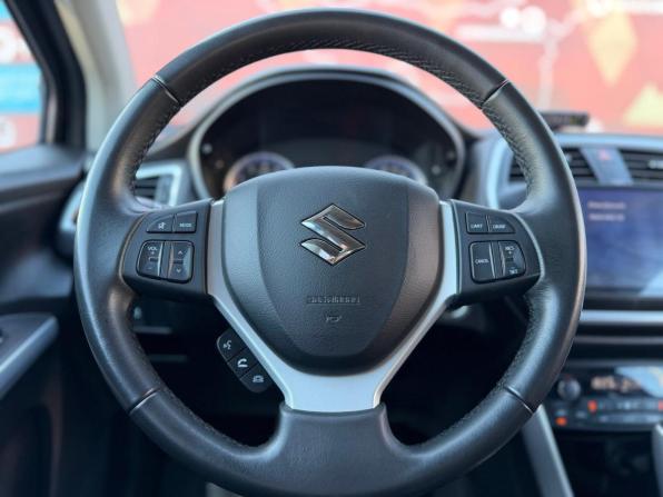 Suzuki SX4 II (S-Cross) Рестайлинг с пробегом 2020 года, цена 1 700 000 рублей, 85900 км, хэтчбек, Автокод Объявления